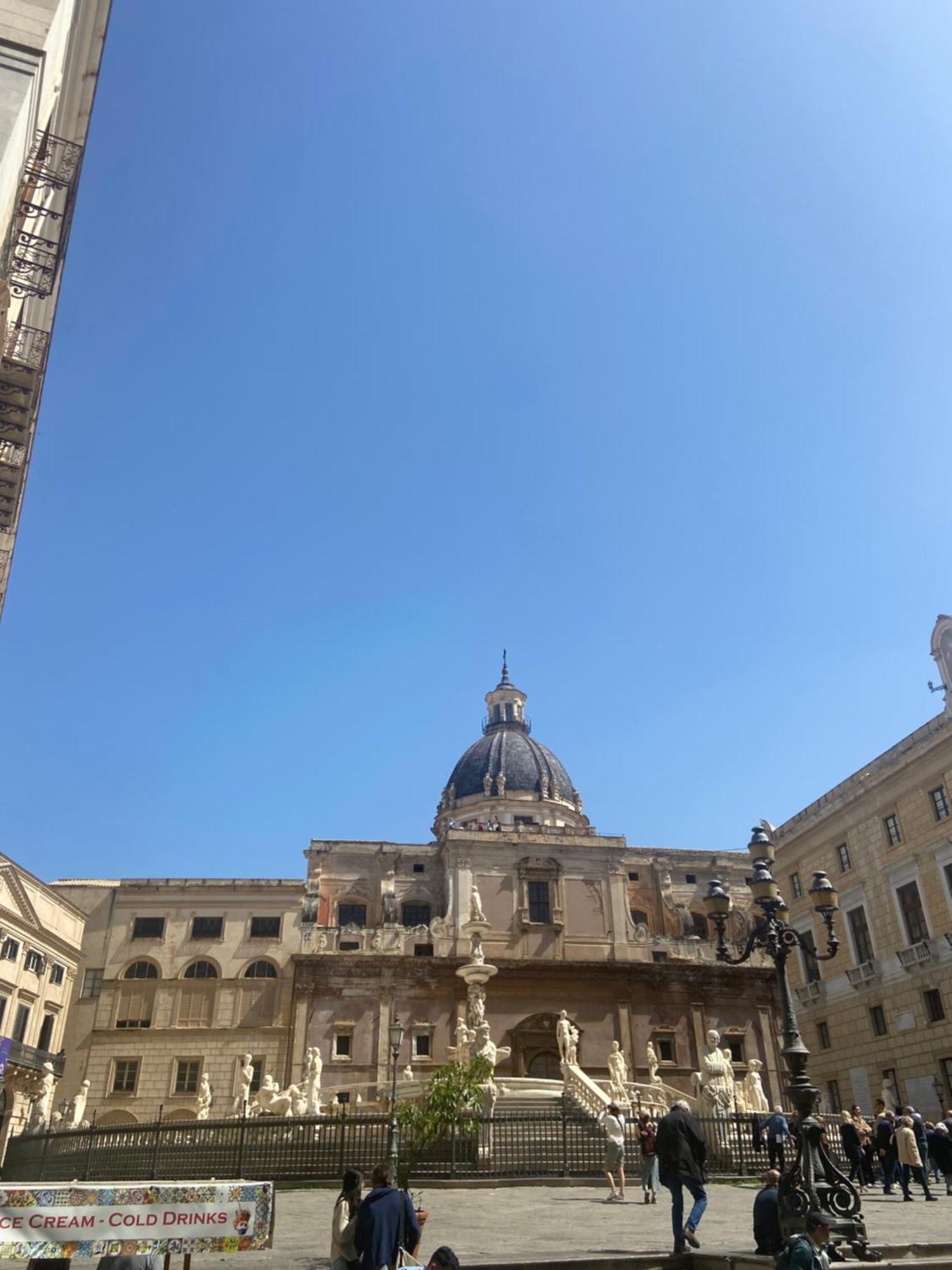 Maqueda Suites Palermo Ngoại thất bức ảnh